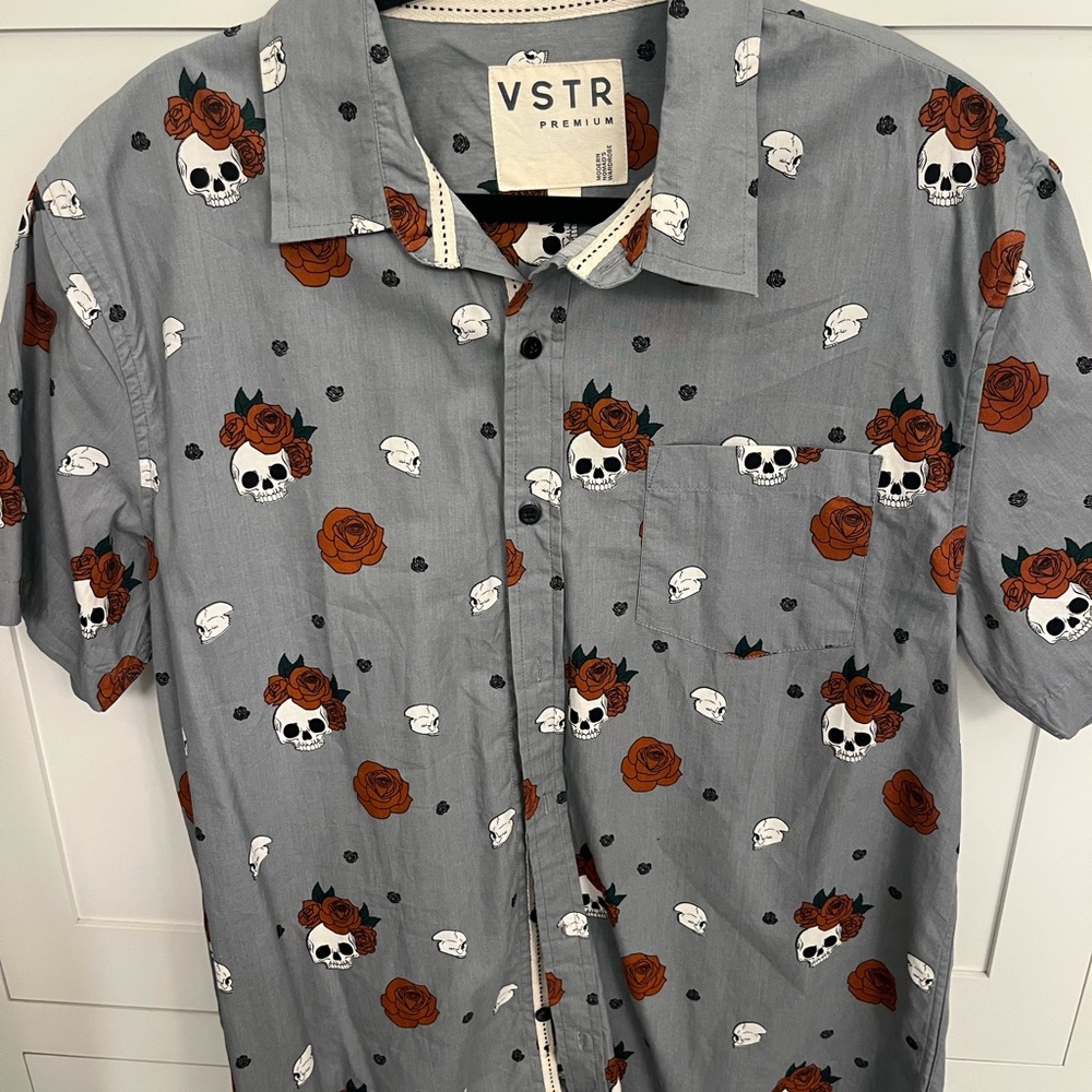 VSTR Gray Skull and Rose Men's Shirt